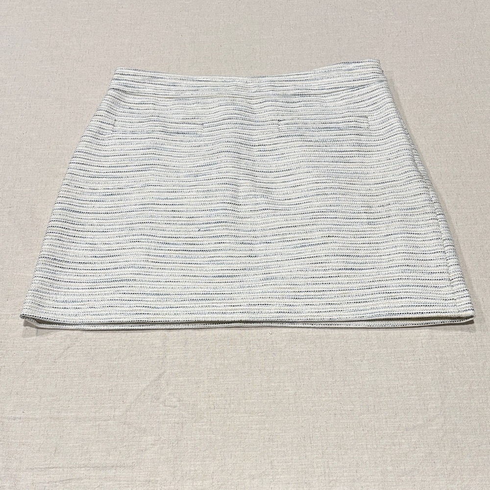 🌊 🐚 LOFT White, Blues & Tan Striped Mini Skirt size 8